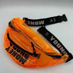 American Eagle AE x Young Money Fanny Waist Pack - Thumbnail 3
